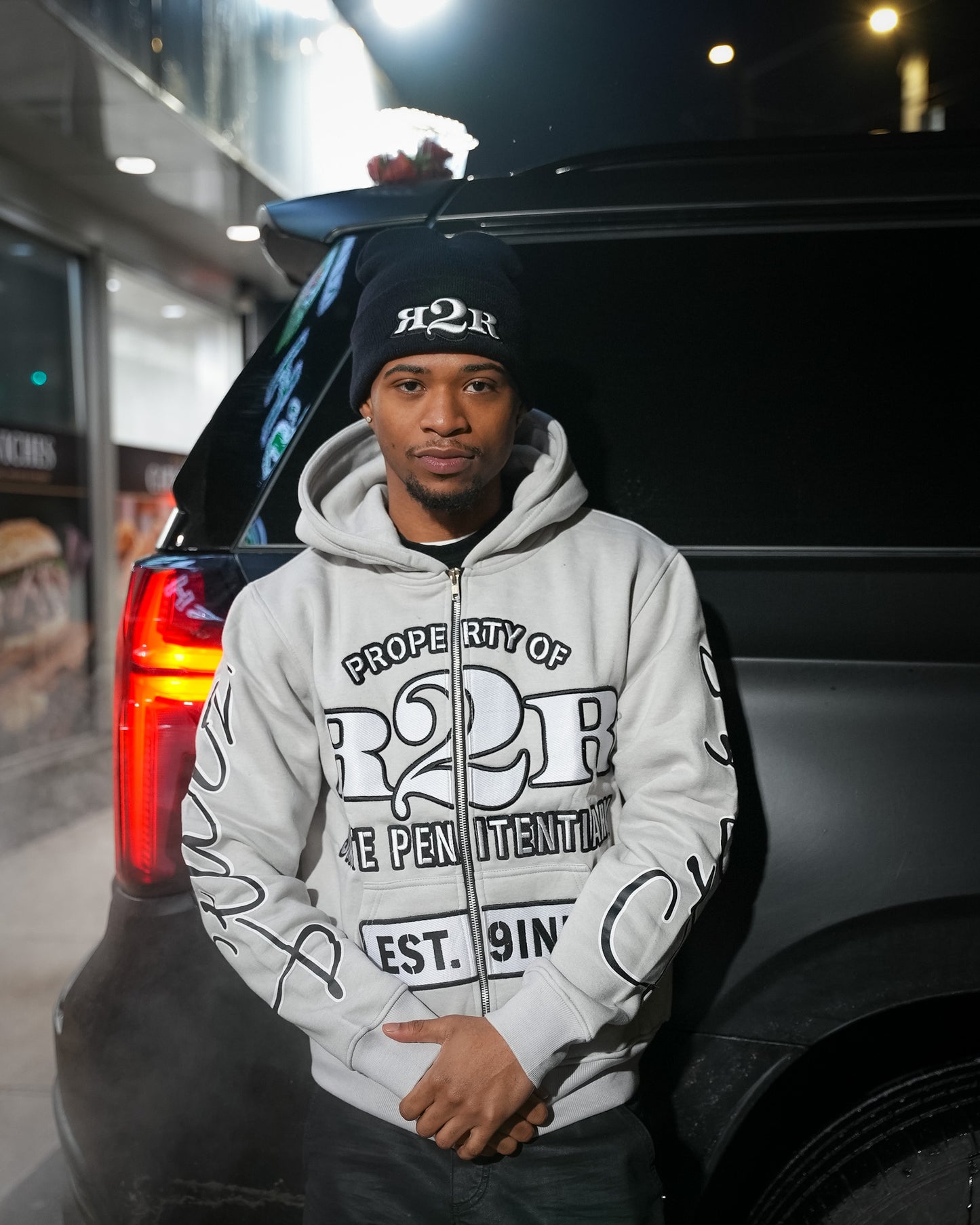 R2R x 9ine Starz : Property of R2R Zip Up (Grey)