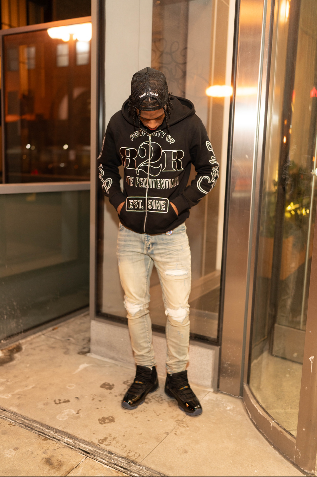 R2R x 9ine Starz : Property of R2R Zip Up (Black)